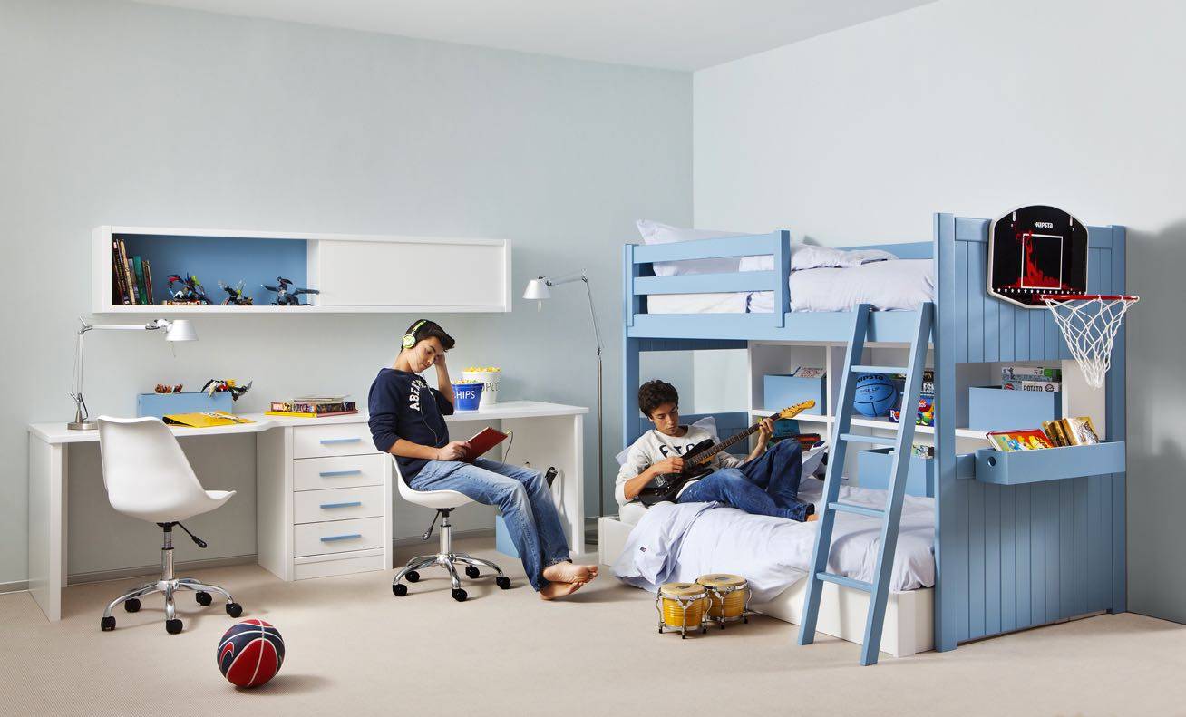 Study Desk with drawers